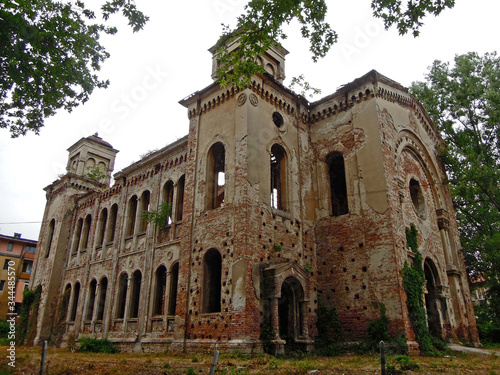 Remains of abandoned synagogue in Vidin, Bulgaria