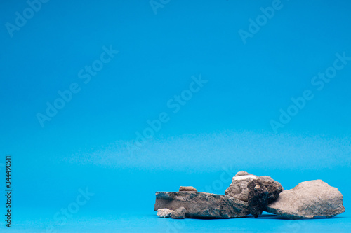 A bunch of big rocks.