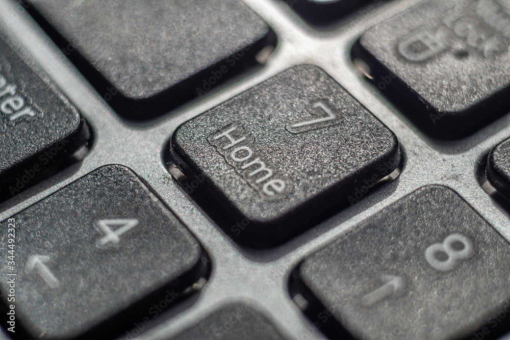 klawisz Home na klawiaturze komputera jako symbol pracy w domu Stock Photo  | Adobe Stock