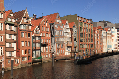 Ein Stück Alt-Hamburg: Nikolaifleet, Wasserfront der Deichstraße