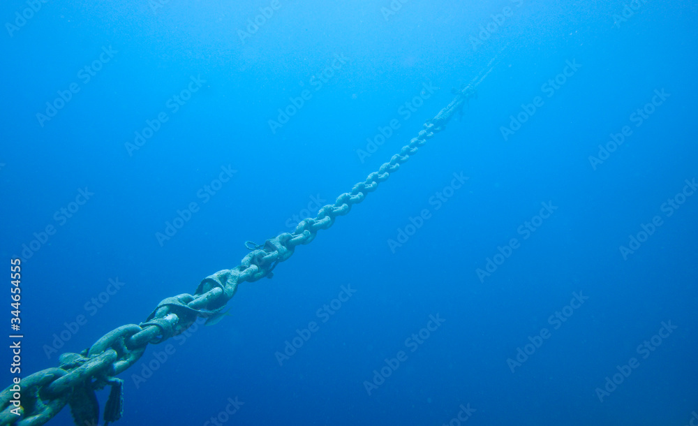 Chain Of The Anchored Ship In The Caribbean Sea. Blue Water. Relaxed, Curacao, Aruba, Bonaire, Animal, Scuba Diving, Ocean, Under The Sea, Underwater Photography, Snorkeling, Tropical Paradise. Chain Of The Anchored Ship In The Caribbean Sea. Blue Water. Relaxed, Curacao, Aruba, Bonaire, Animal, Scuba Diving, Ocean, Under The Sea, Underwater Photography, Snorkeling, Tropical Paradise.