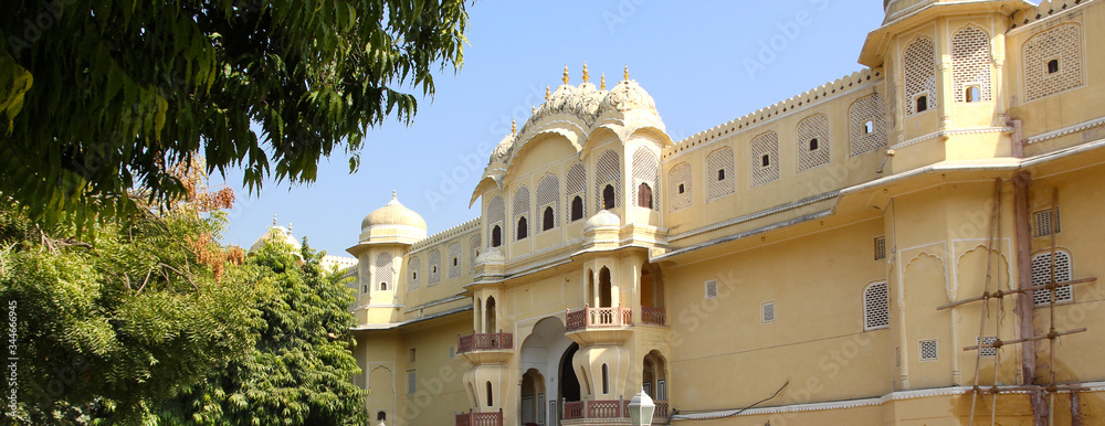 Exterior of the Wind Palace in Jaipur, India (Hawa Mahal)