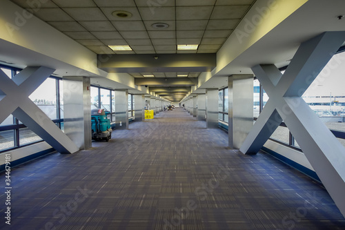 HOUSTON, EEUU, JANUARY, 29, 2018: Indoor view of a Houston airport hallway