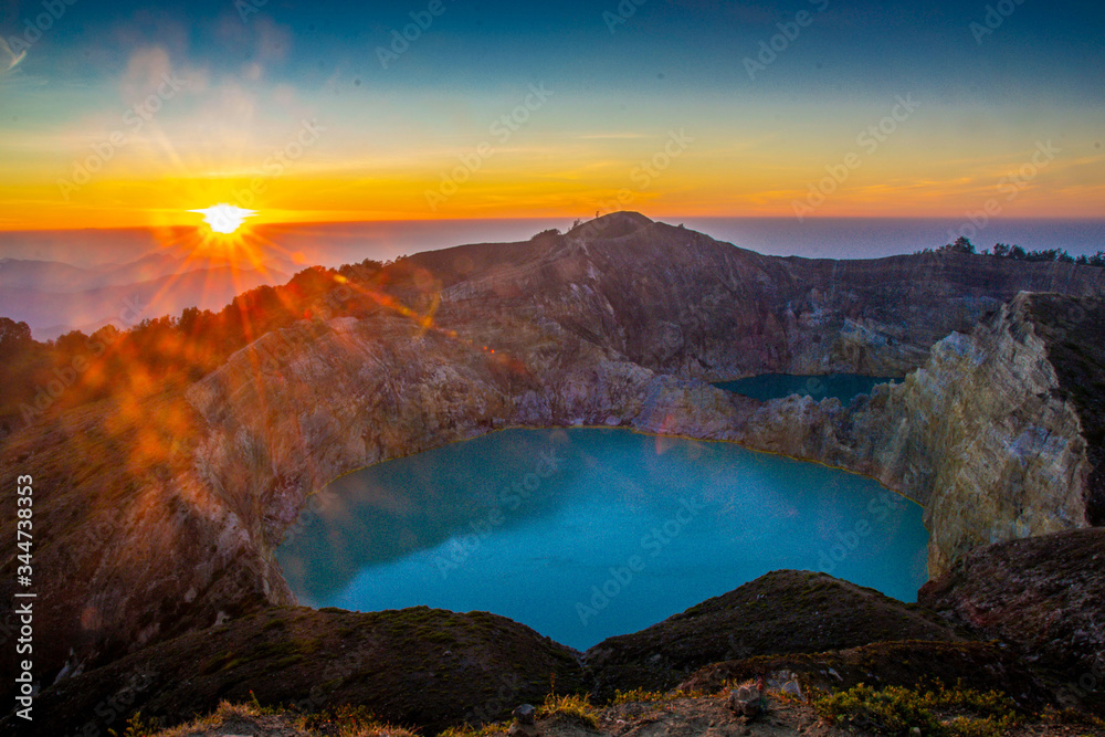 Sunrise over Kilimutu volcano