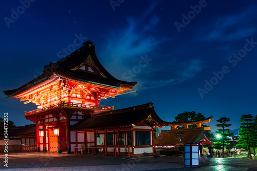 Fushimi Inari Shrine photo
