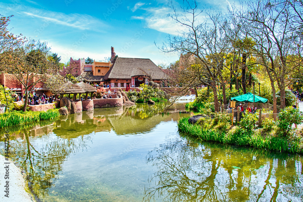 Obraz premium house on the lake
