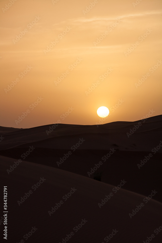 Fototapeta premium Sunset in Sahara desert, Morocco