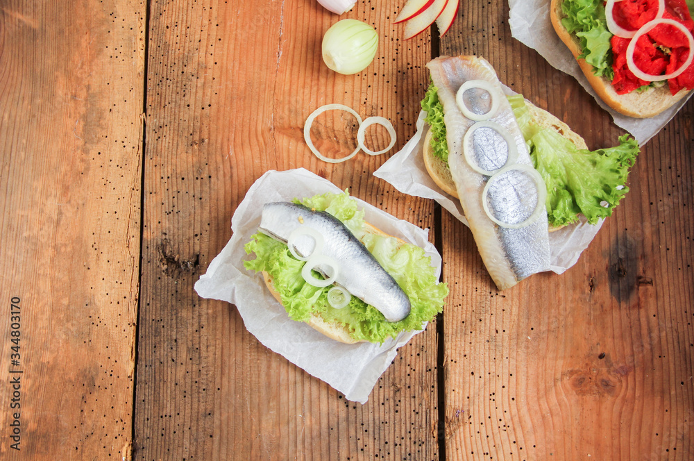 Fischbrötchen Fischsemmel Hering Matjes Bismarck Seelachs Filet Fisch ...
