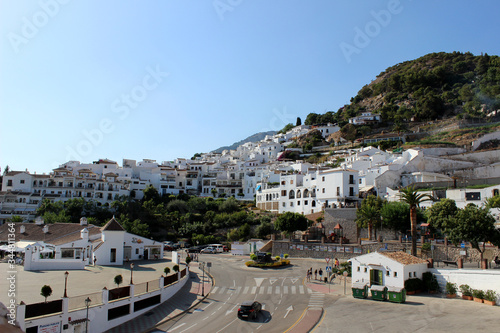 Paisaje del pueblo de Frigiliana en la provincia de Málaga (Andalucía, España). Es uno de los pueblos más bonitos de España 