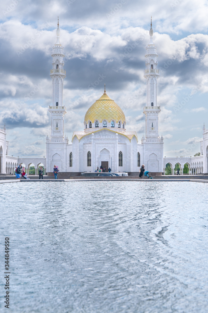 Naklejka premium The White mosque in Bulgar Tatarstan