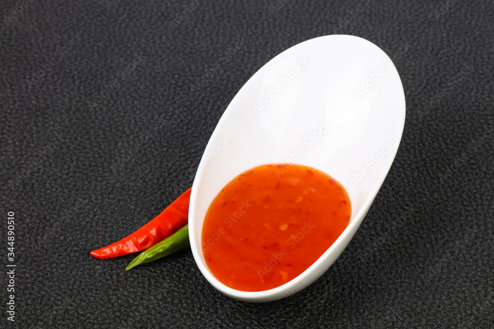 Sweet and spicy chilli sauce Sweet and spicy chilli sauce