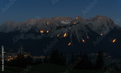 Tiroler Bergfeuer photo