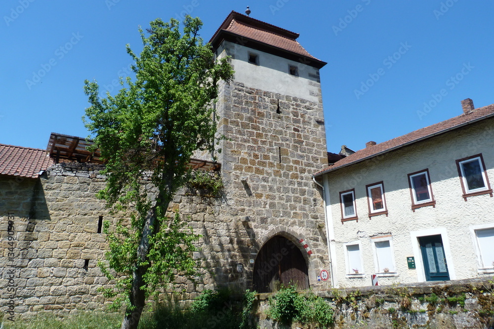 Geiersberger Tor  und Stadtmauer in Seßlach