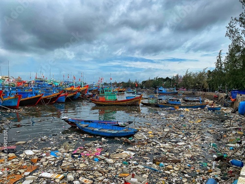 Wallpaper Mural Harbour pollution Torontodigital.ca