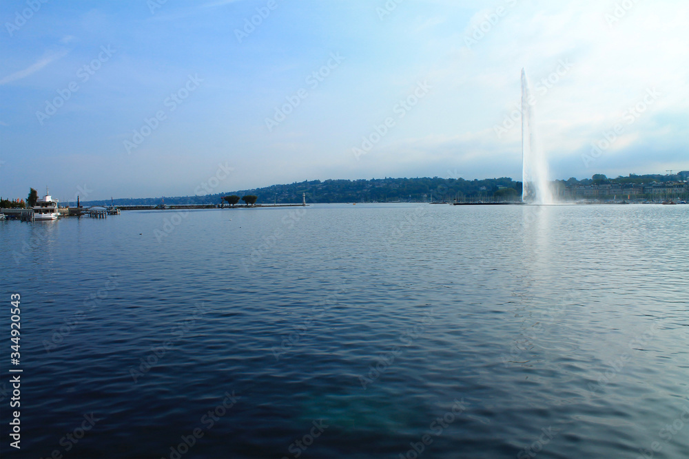 View of the lake in Geneva and the fountain. Switzerland