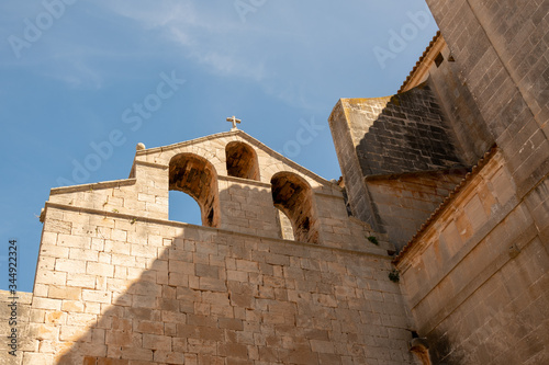 alte Kirchenmauer auf einer Spanischen Insel