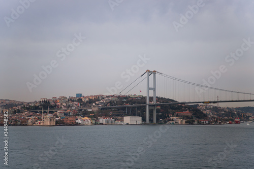 İstanbul Bridge © olgyyy