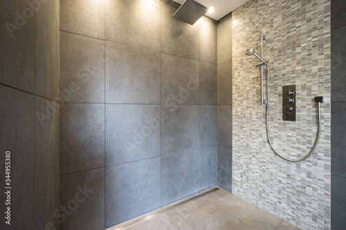 Marble design shower 