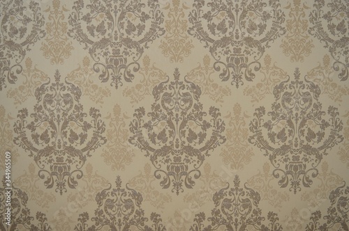  Beautiful patterns on the wallpaper brown