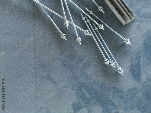 Steel screws to support the system in the building
