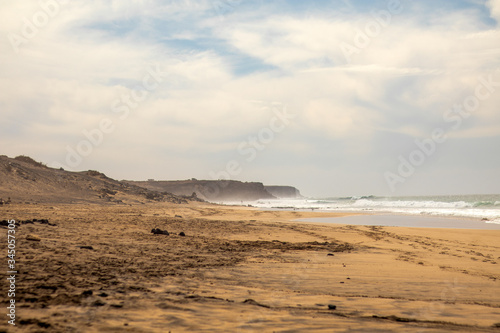 Fototapeta Naklejka Na Ścianę i Meble -  view of the beach in brittany
