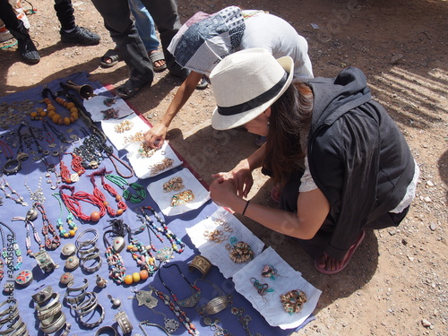 Women looking for souvenirs at the market, Todora Canyon, Tinghir(Tinerhir), Morocco