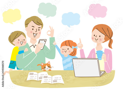 人物　家族団らん　仲良し　笑顔　予定を立てる	
