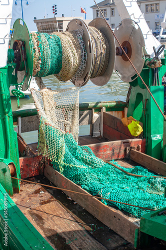 Wallpaper Mural Séchage de filets de pêche Torontodigital.ca