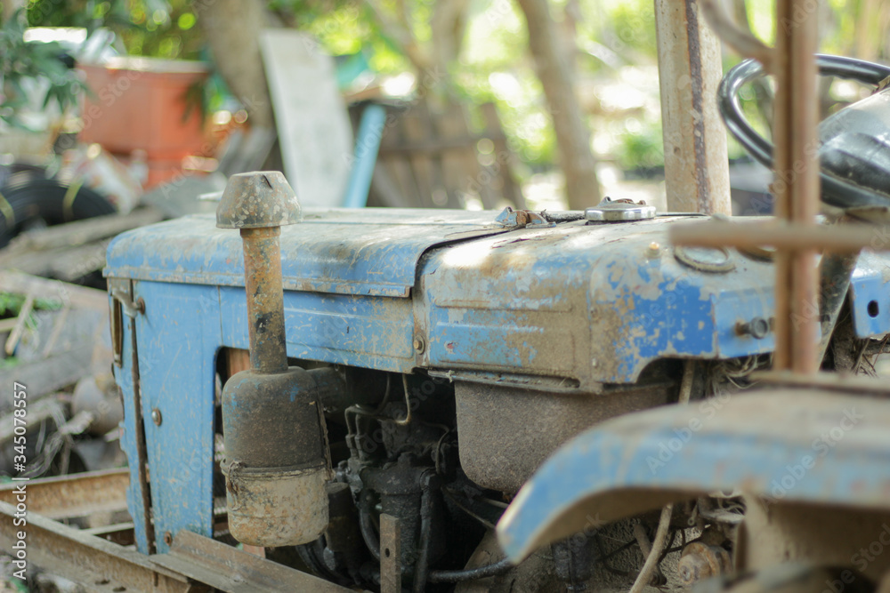 Outdated agricultural engines have been used for many years as a durable engine. Can be found everywhere in Asia. Outdated agricultural engines have been used for many years as a durable engine. Can be found everywhere in Asia.