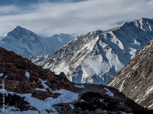 View of the Annapurna massif prior to Thorang La pass