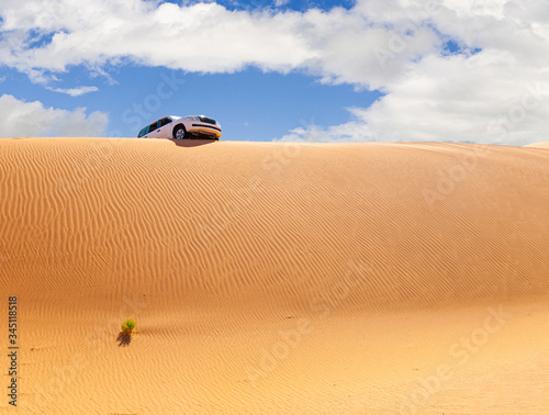 Offroad Jeep safari in the Omani Rub al-Chali Desert photo