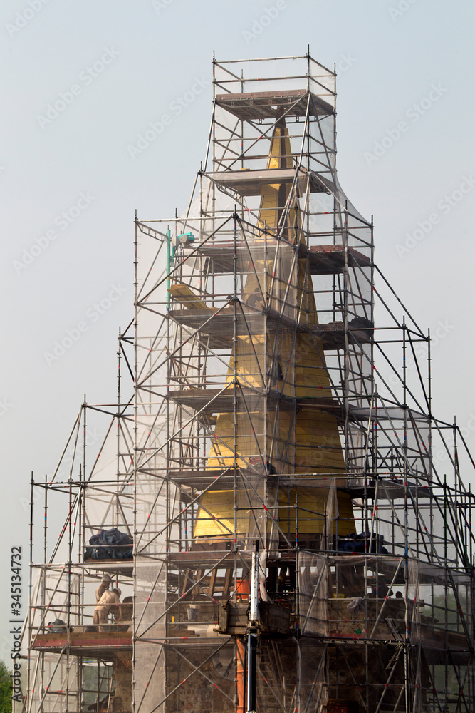 Chantier sur le Clocher d'un village