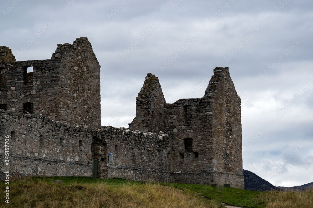 scottish castle ruins