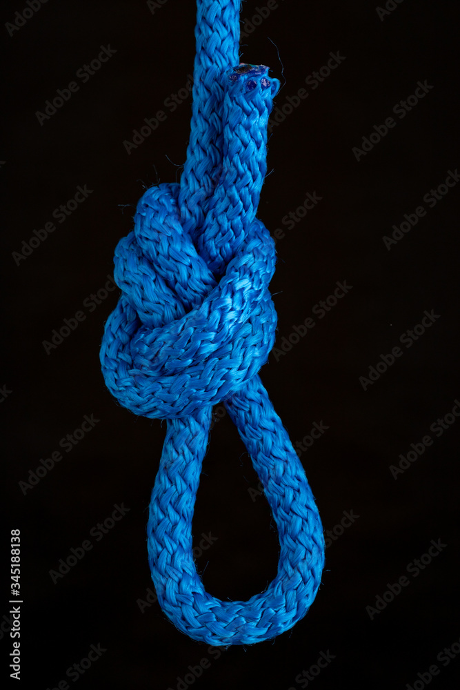 Nautical knot loop. Weave a thick rope. Nautical knot loop. Weave a thick rope.