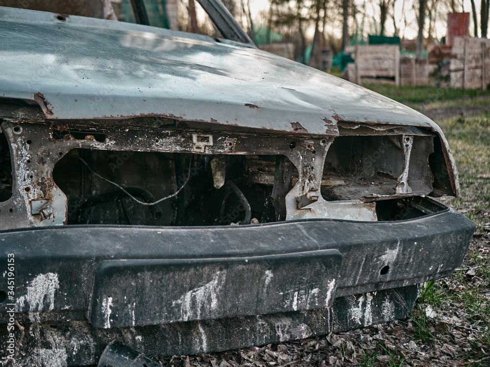 Abandoned and destroyed cars, post-apocalyptic look.