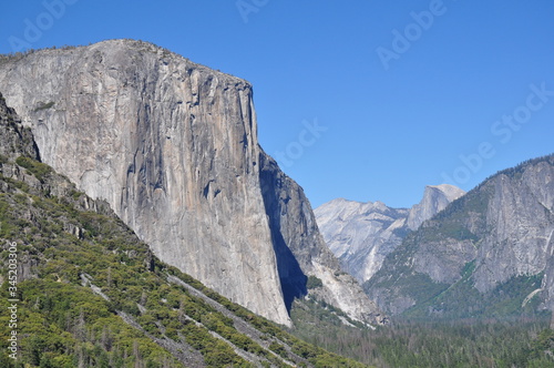 El Capitan as seen from the Valley View Lookout