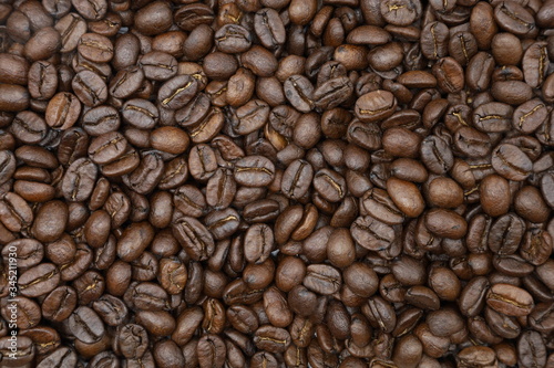 roasted coffee beans with background 