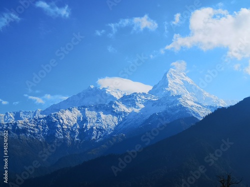 A beautiful picture of Annapurna Peaks, Poon Hill, Nepal © Ferencz Teglas