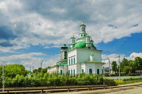 Holy Trinity Orthodox Cathedral (Alapayevsk) photo