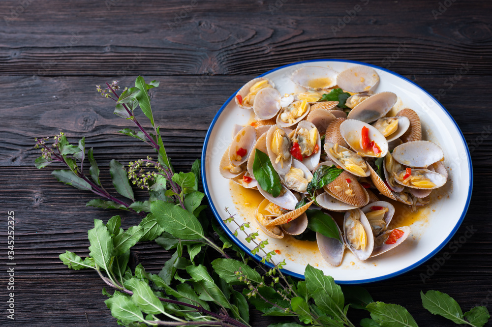 Stir fried Spicy Clam (Surf clam, Short necked clam, Carpet clam, Venus