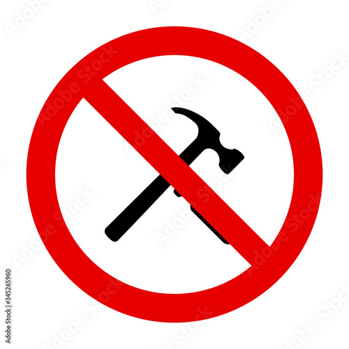 Werkzeuge und Verbotsschild