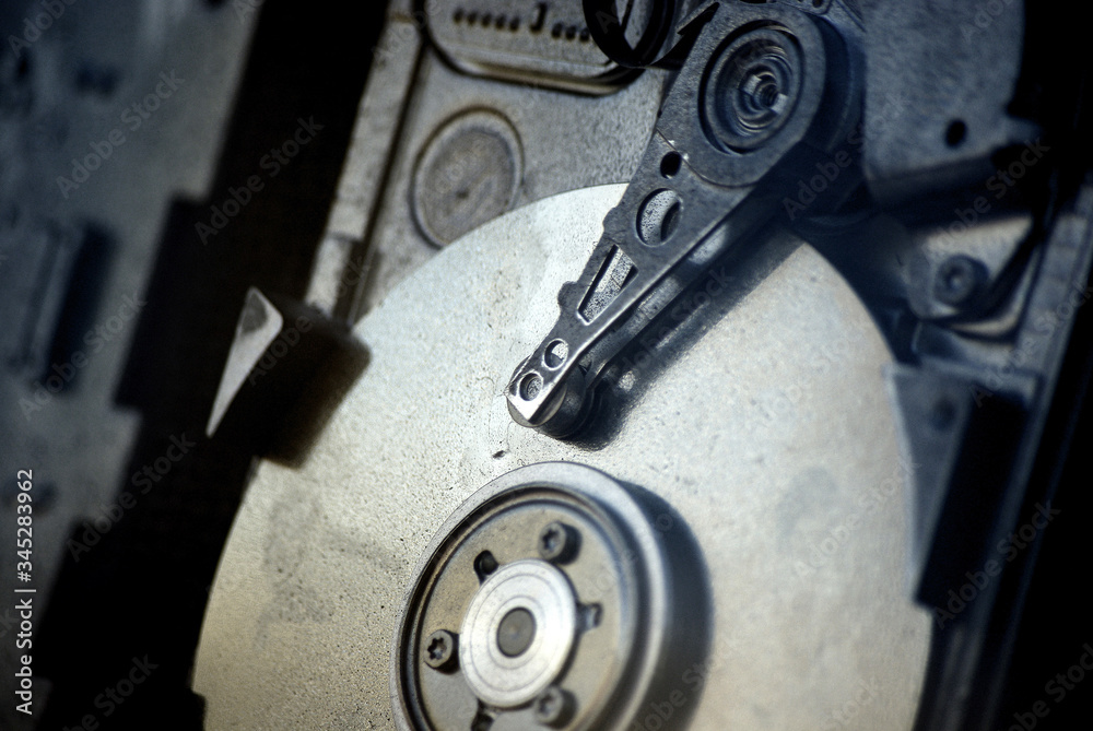 Disco duro averiado, detalle tecnológico