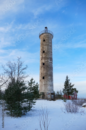 Found this old lighthouse on a hiking trip through Finland