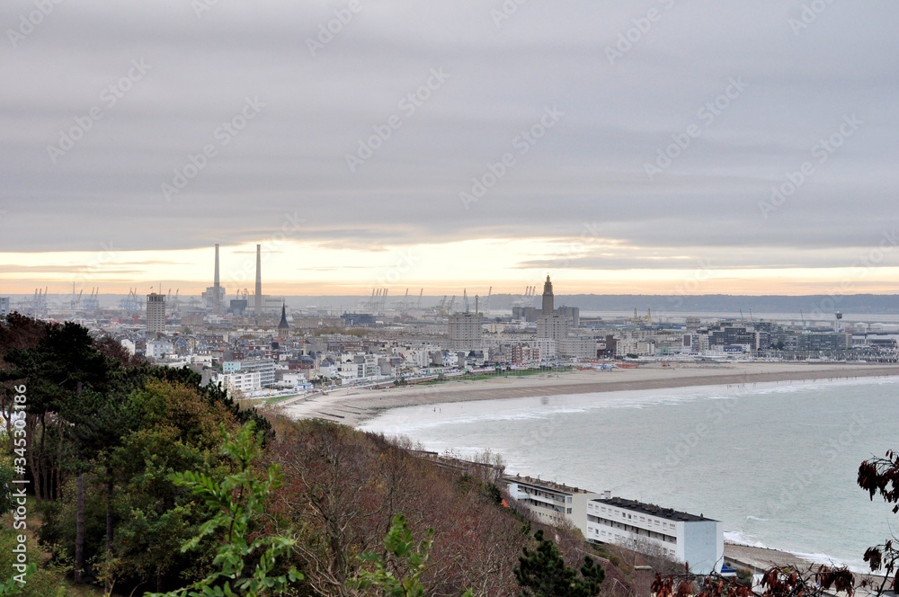 The Havre town viewed from the hill