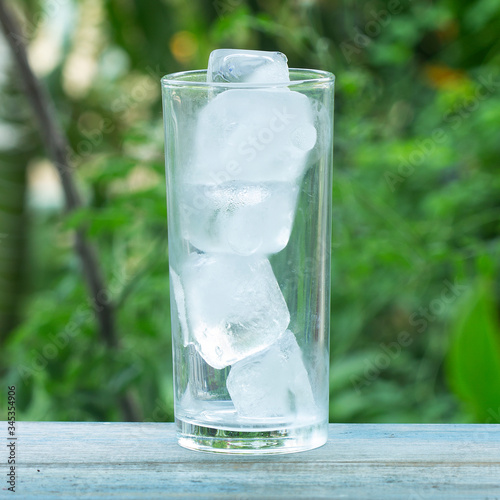 A glass of ice cube