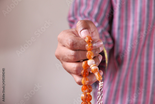 muslim man praying during ramadan 