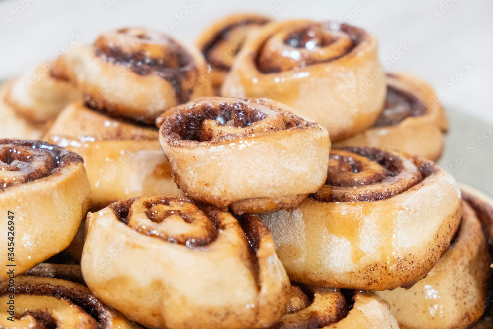 Repostería rollos de canela