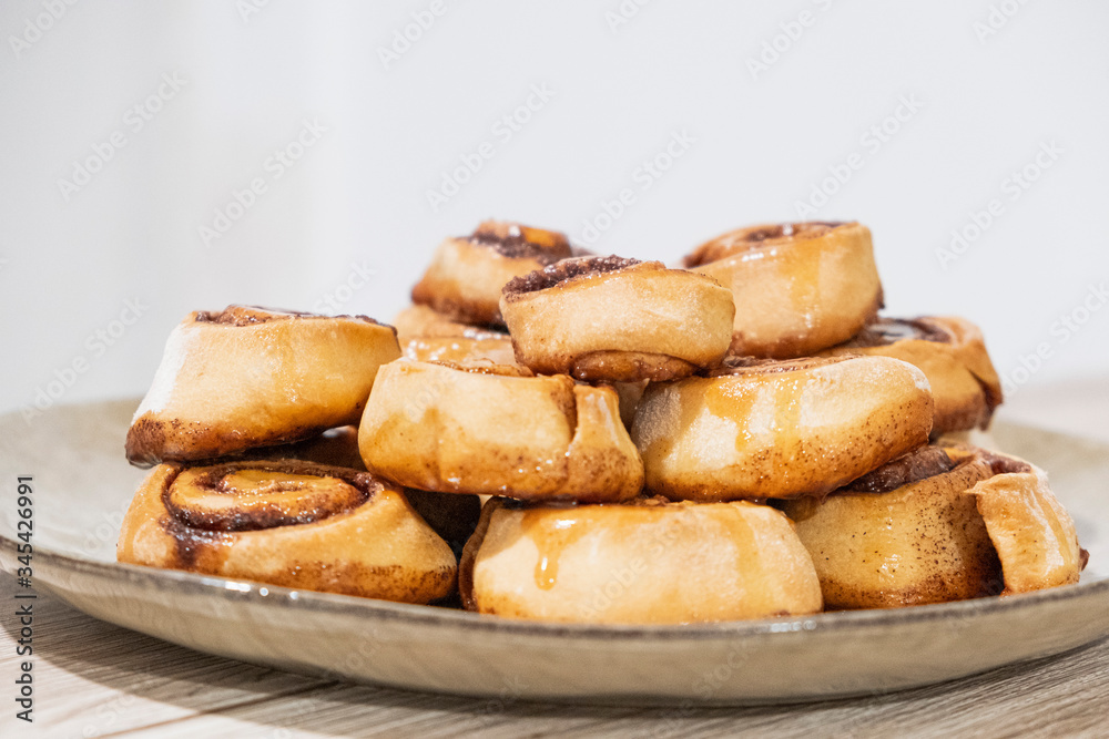 Repostería rollos de canela