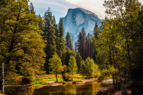 Canvas-taulu Sunrise Reflections on Half Dome, Yosemite National Park, California