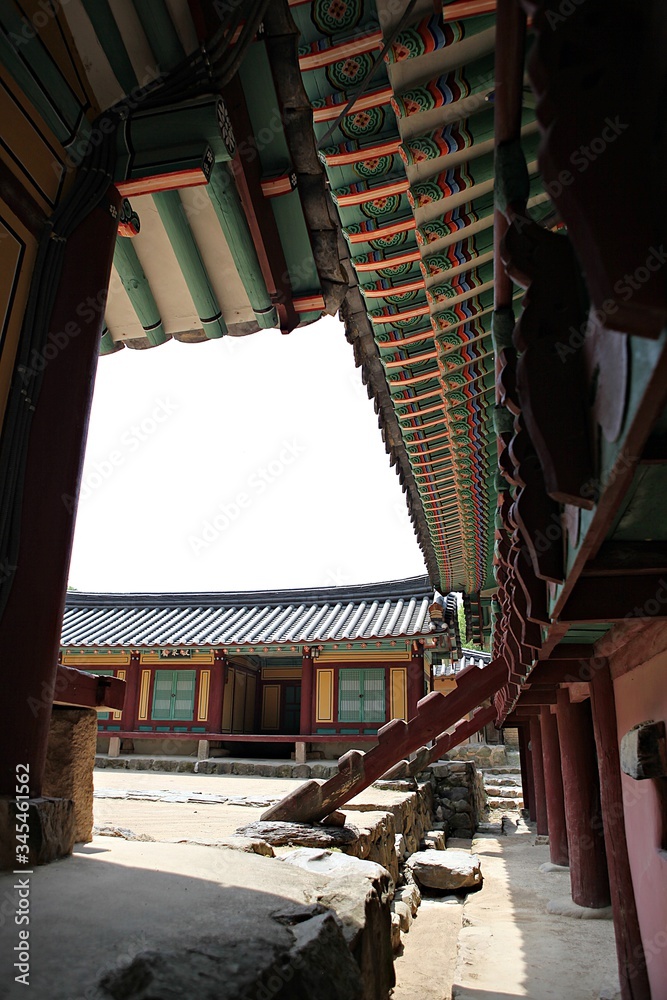 Fototapeta premium 한국 경북 포항시 옥산서원 입니다